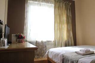 Гостиница Bed & Breakfast Penthouse Якутск Стандартный двухместный номер с 1 кроватью или 2 отдельными кроватями-12